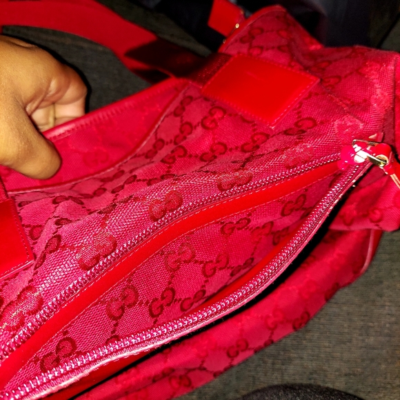 Very Good condition Gucci tote - Picture 13 of 15